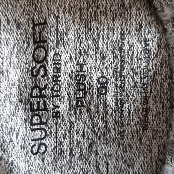 Torrid Plush Smocked Bottom Sweatshirt - Picture 6 of 8